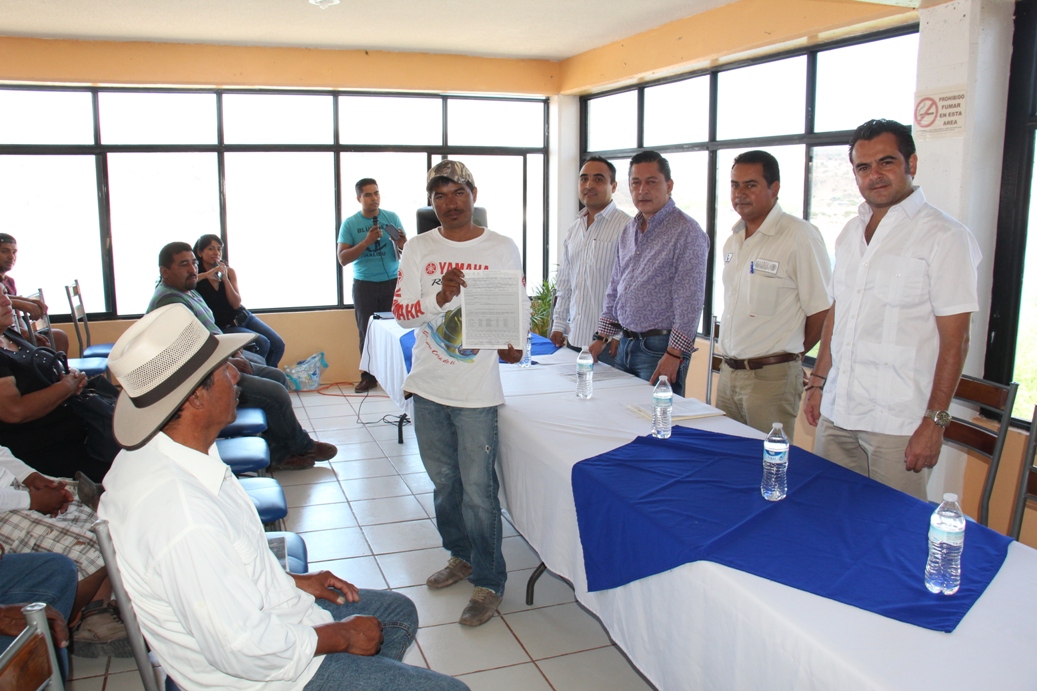 Termina veda y empieza temporada de pesca de tilapia y carpa en la presa Zimapán