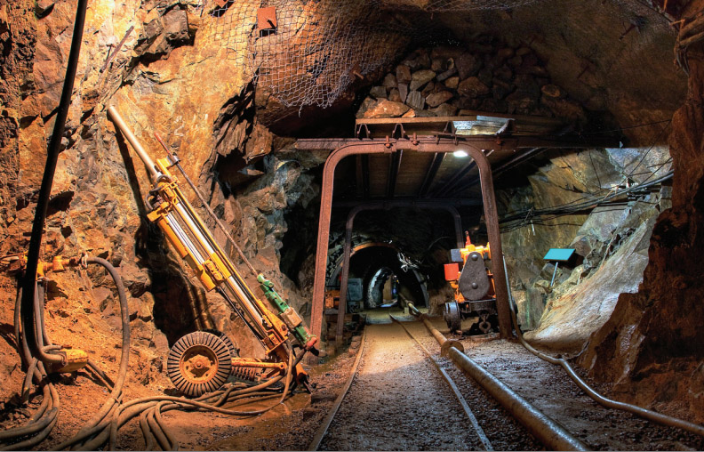 Mineras trastocan la vida de los pueblos donde se asientan
