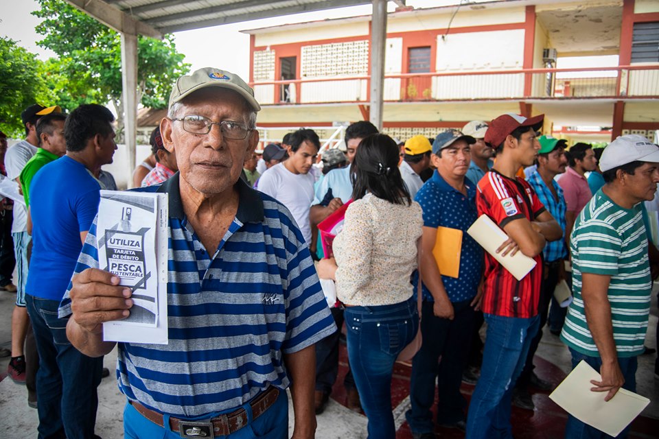 Concluye entrega de apoyos económicos a pescadores y acuacultores de Campeche