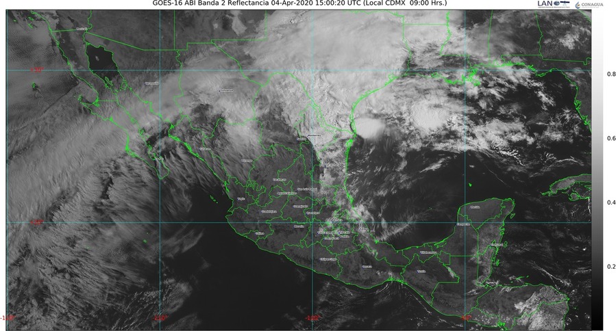 ¡Bajo lluvia! Y descargas eléctricas y granizo en Coahuila, Nuevo León y Tamaulipas; baja la temperatura a 35 °C en 20 estados