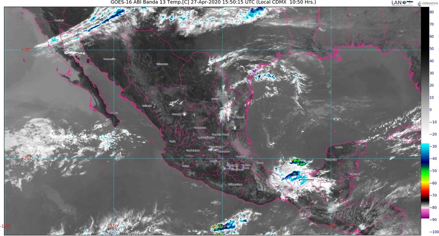 Sureste de México bajo agua, incluyendo parte de la Península de Yucatán; temperaturas de 40 °C en 9 estados