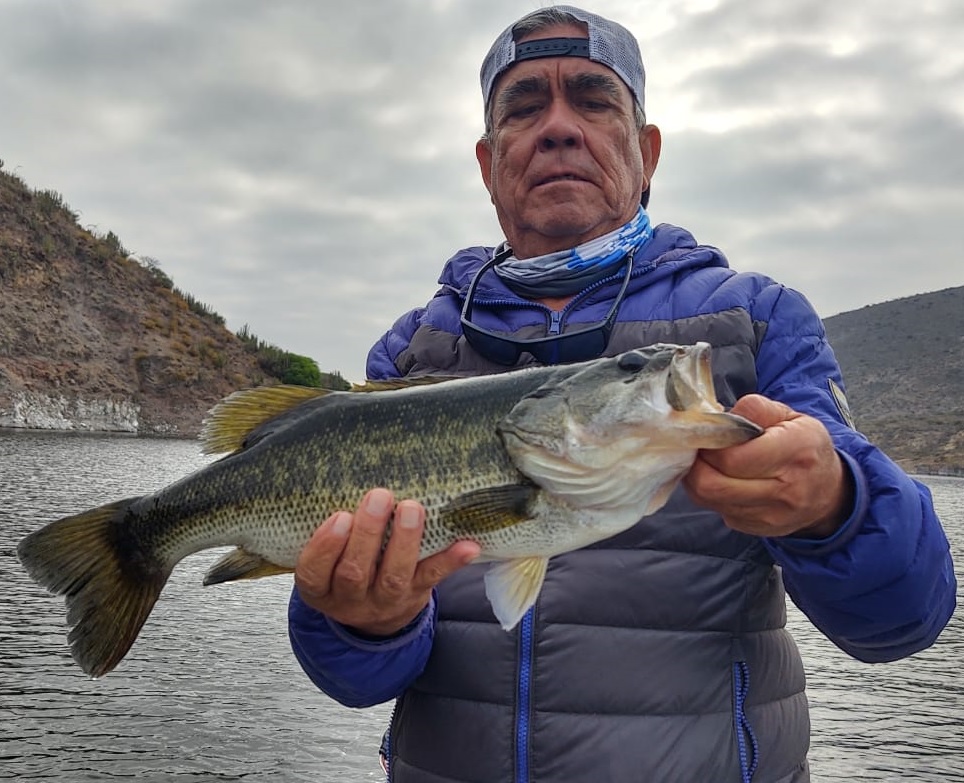 Pesca en Zimapán, antes del aislamiento por pandemia de Covid-19