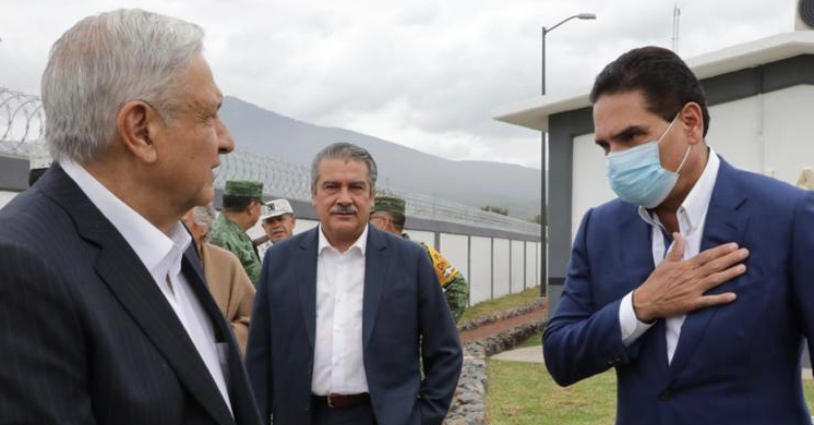 ¡Silvano Aureoles es como es, y no se parece a nadie! El presidente de México, AMLO, brinda lección de política