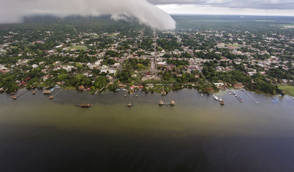 La restauración del manglar y evitar la contaminación, decisivos para recuperación ecológica de la laguna de Bacalar